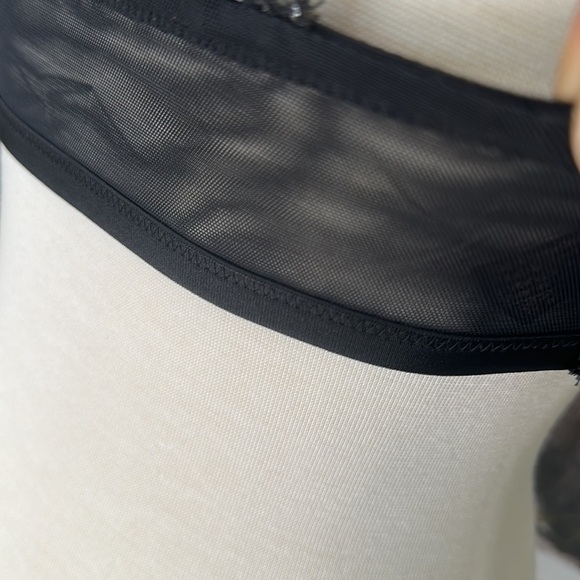 VICTORIA'S SECRET
Sexy Tee Lacie Racer Back Push-Up Bra - Picture 6 of 8